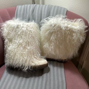 Bearpaw boots